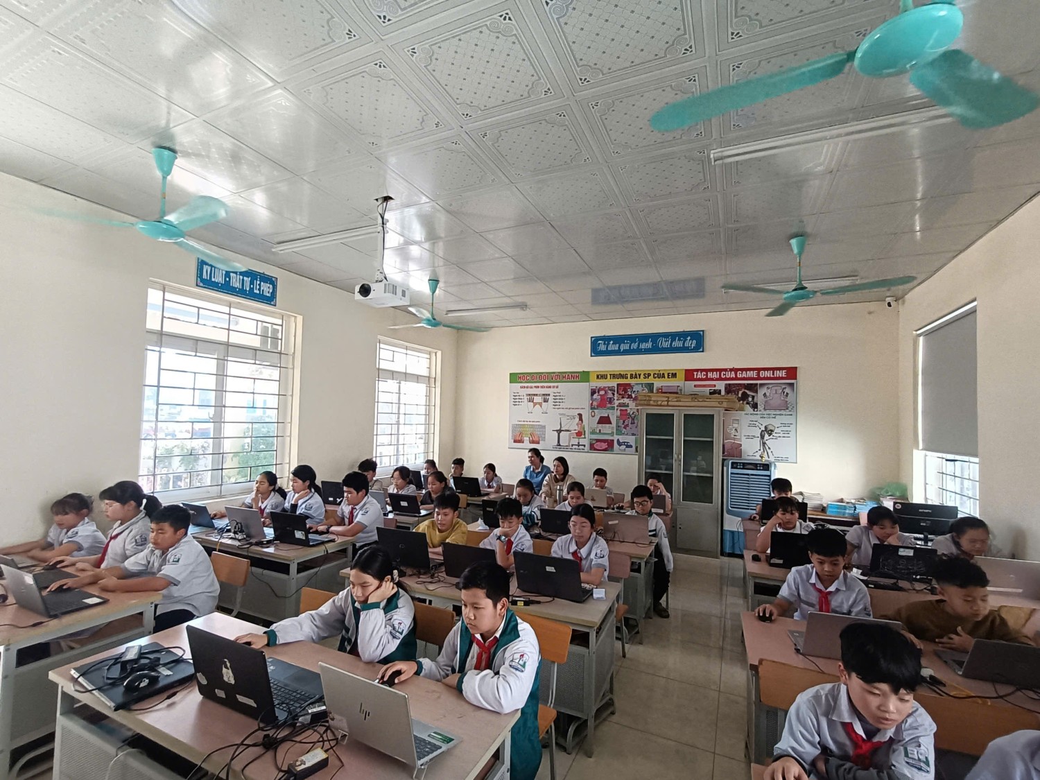 TRƯỜNG  TIỂU HỌC TÔ VĨNH DIỆN TỔ CHỨC VÒNG THI CẤP TỈNH VOLYMPIC NĂM HỌC 2025–2026