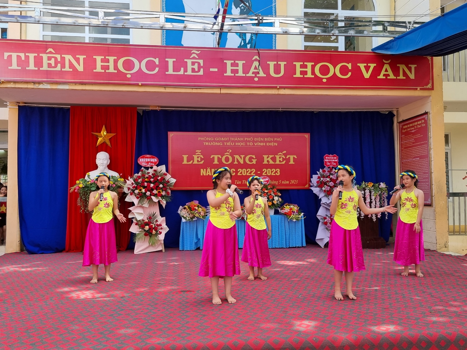 z4385636379203 ceb479cdf7ee6425a56b031c0d96eb35