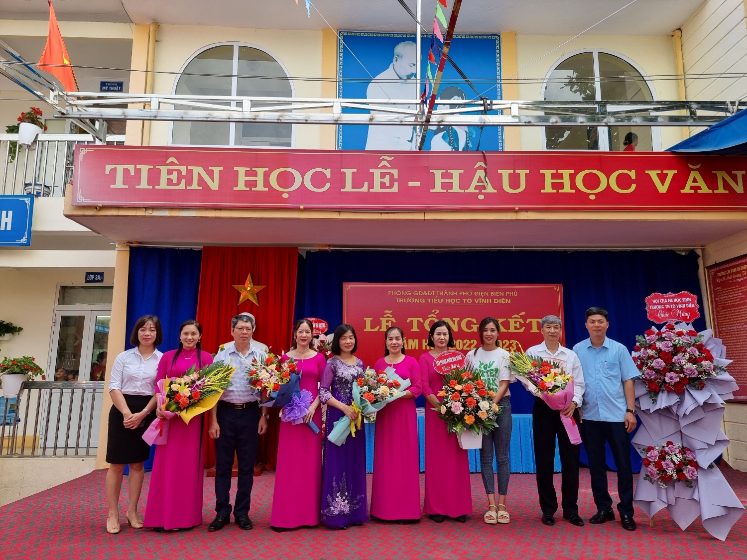 z4385656825294 9f25623118dee0416c8517f7cd4edea9