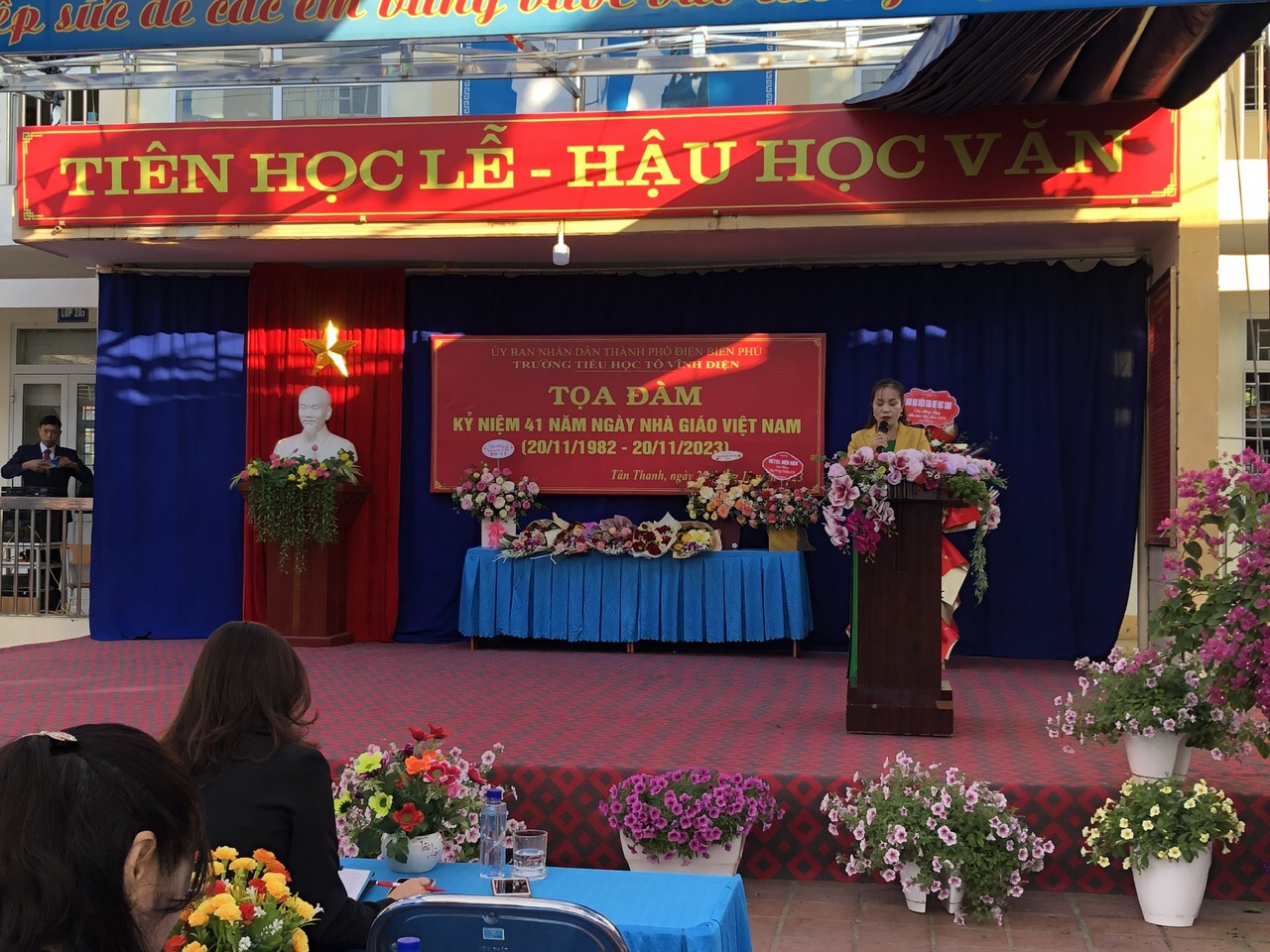 z4898391433947 1bc58b9d35d07bb9315370cec56faaa9