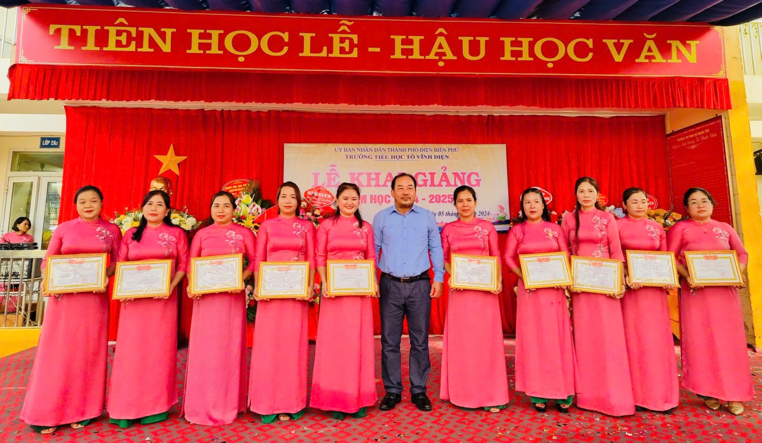 z5800392110970 7d9ce0bed40cf7566bfcc4568097f933