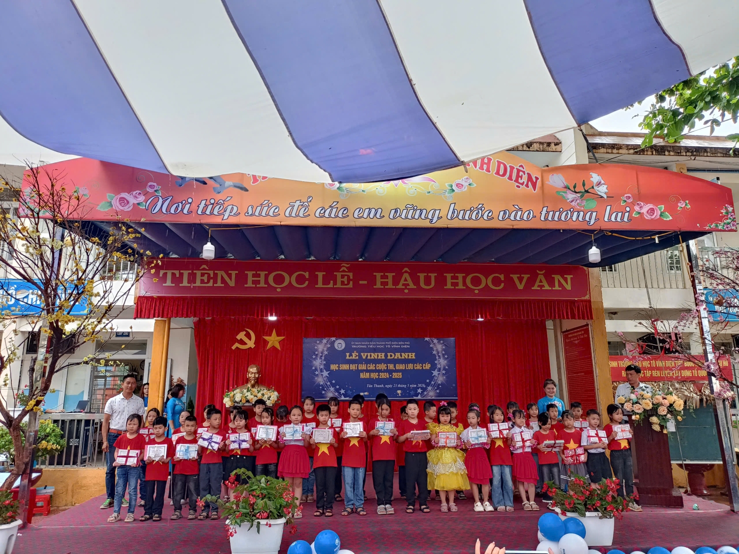 z6630117053564 006 4579c579ea14c055c846c9e78ebc137e