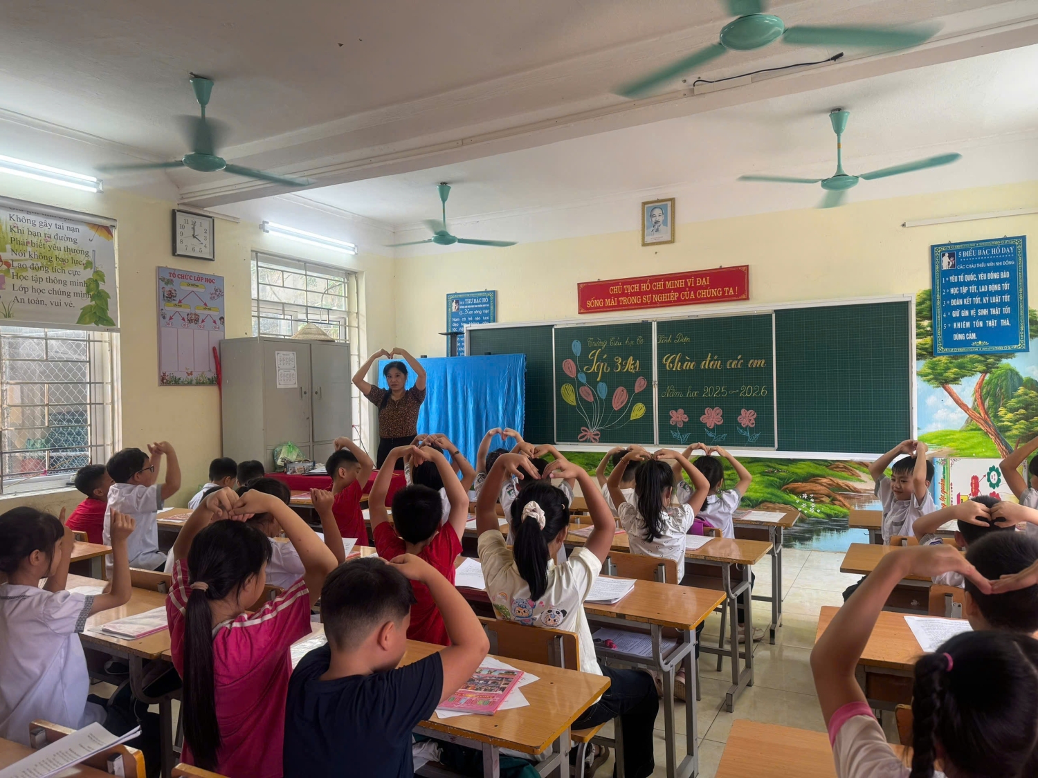 z6956328384522 809dcb7fcf78b053219c5c18c2d77ac1