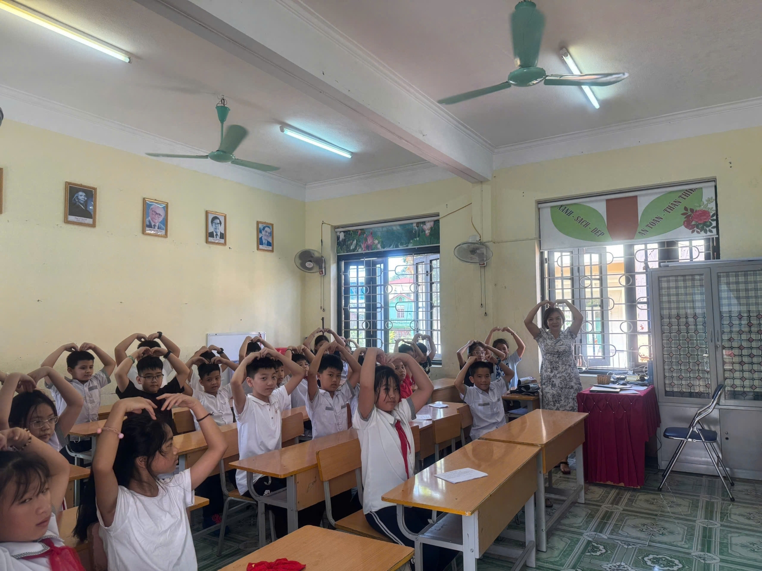 z6956328407903 30ba49f9bd1337d86722d71e945e17f7